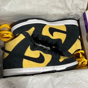 Nike SB Dunk High Pro golden rods black-varsity maize yellow women men air force